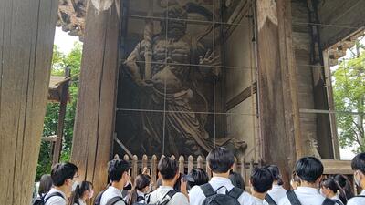 東大寺で大仏の見学、奈良公園でクラスごとの自由時間を楽しみました！